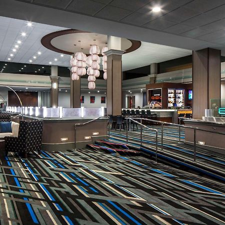 Doubletree By Hilton Newark-Fremont Hotell Exteriör bild