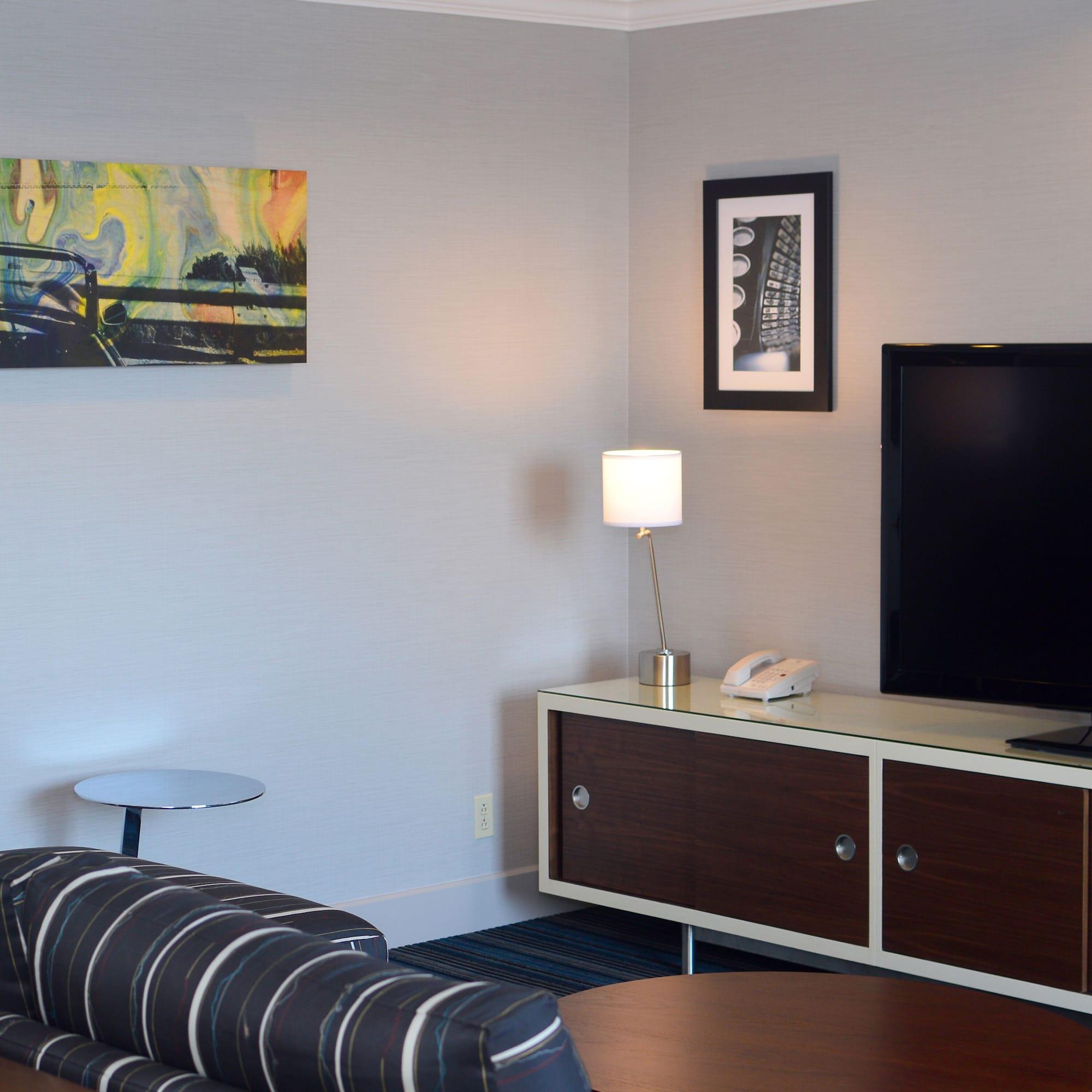 Doubletree By Hilton Newark-Fremont Hotell Exteriör bild