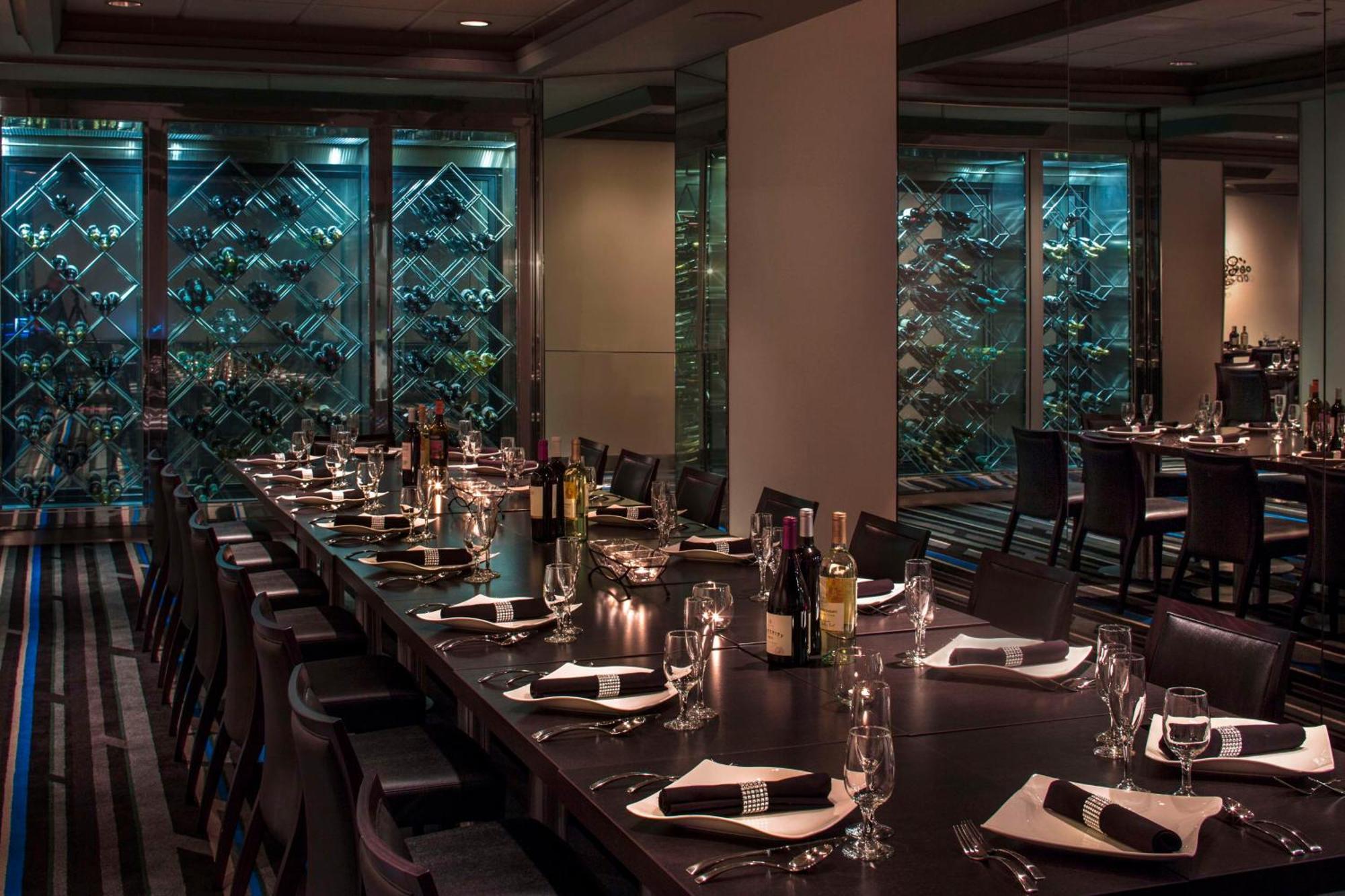 Doubletree By Hilton Newark-Fremont Hotell Exteriör bild